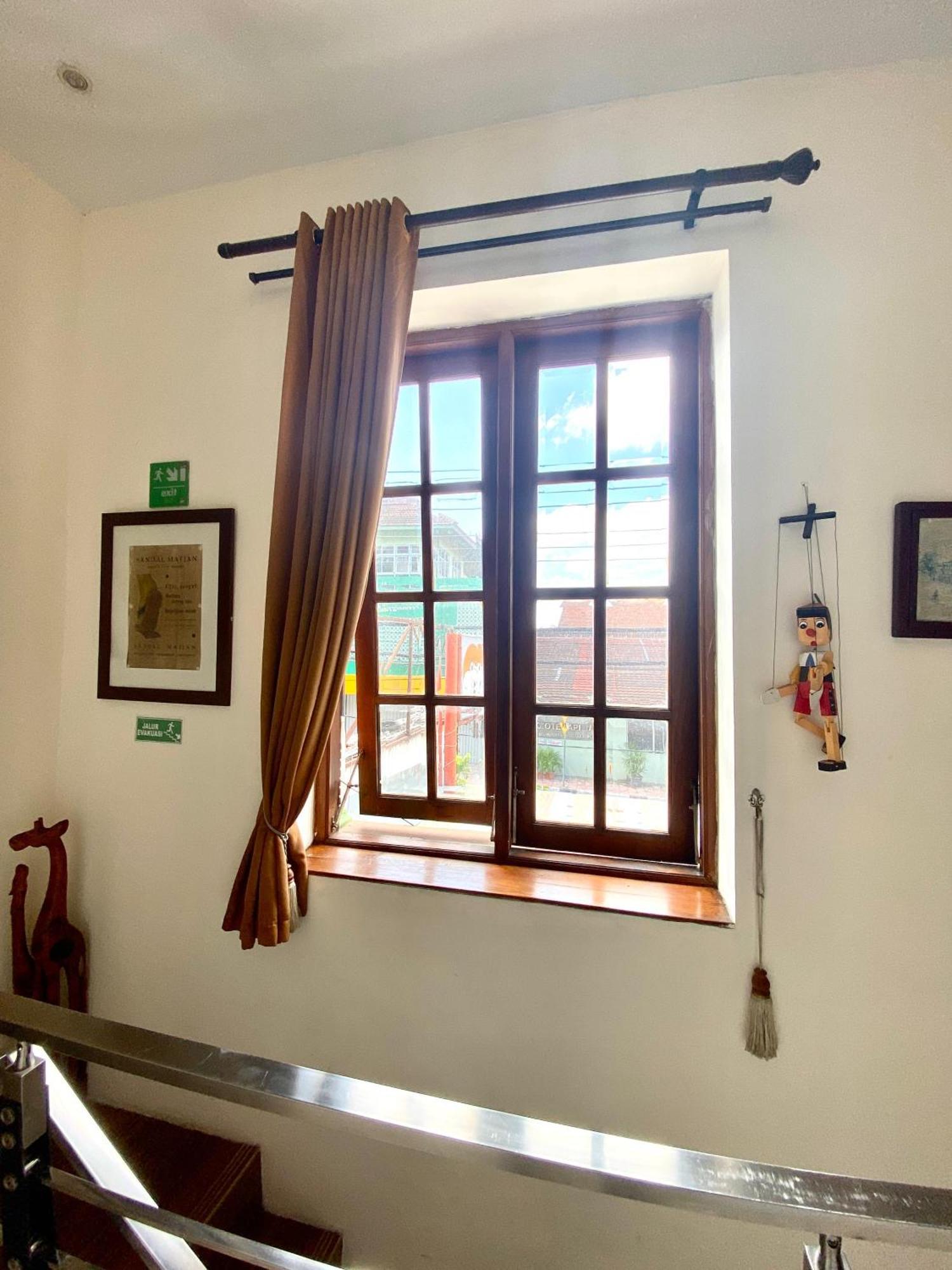 Cabin Hotel Bhayangkara Yogyakarta Ngoại thất bức ảnh