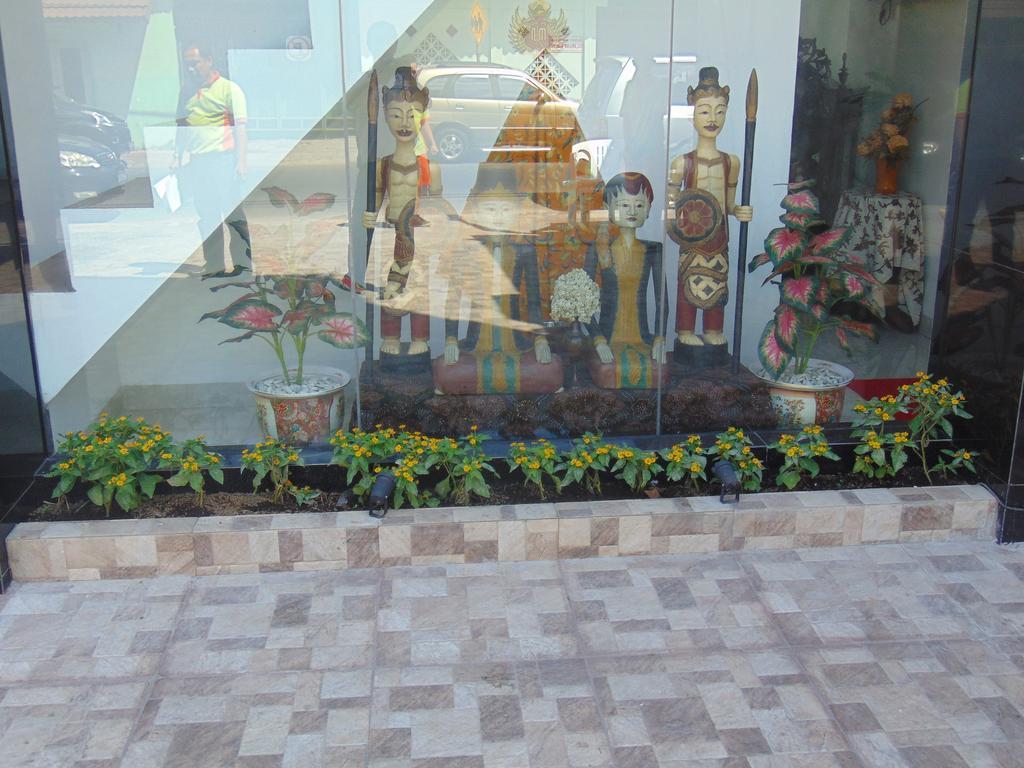 Cabin Hotel Bhayangkara Yogyakarta Ngoại thất bức ảnh